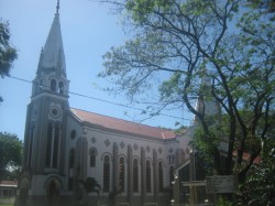 Lupit Church, building as seen from the side
